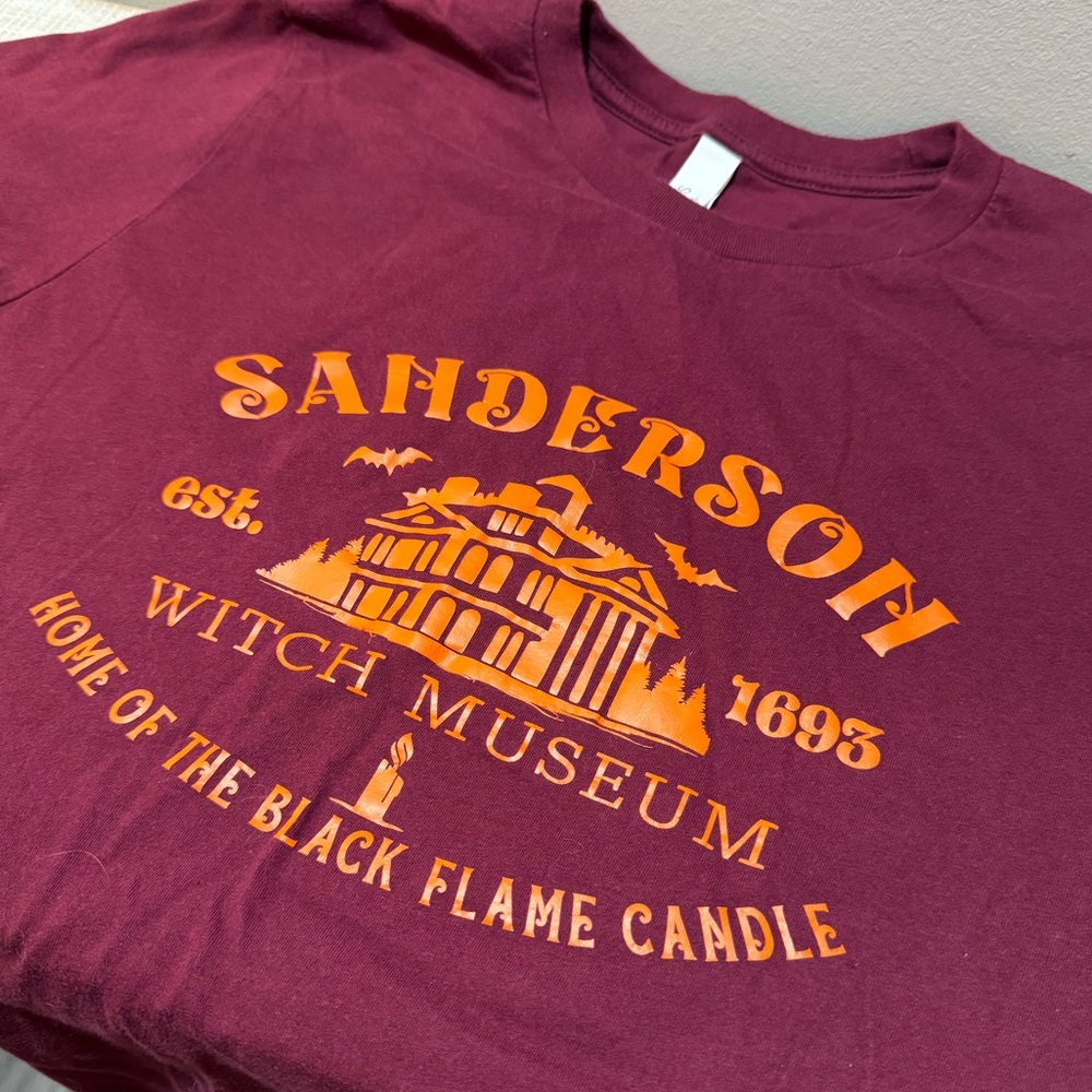 Etsy Halloween tee. Hocus Pocus.